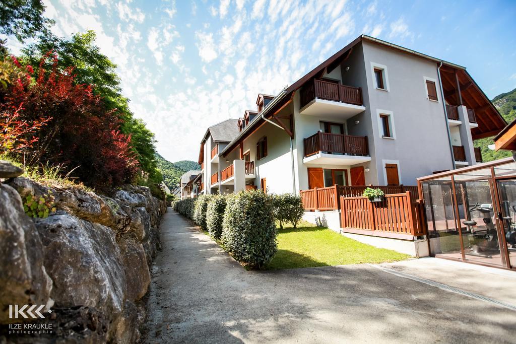 Residence Balcons De La Neste Arreau Buitenkant foto